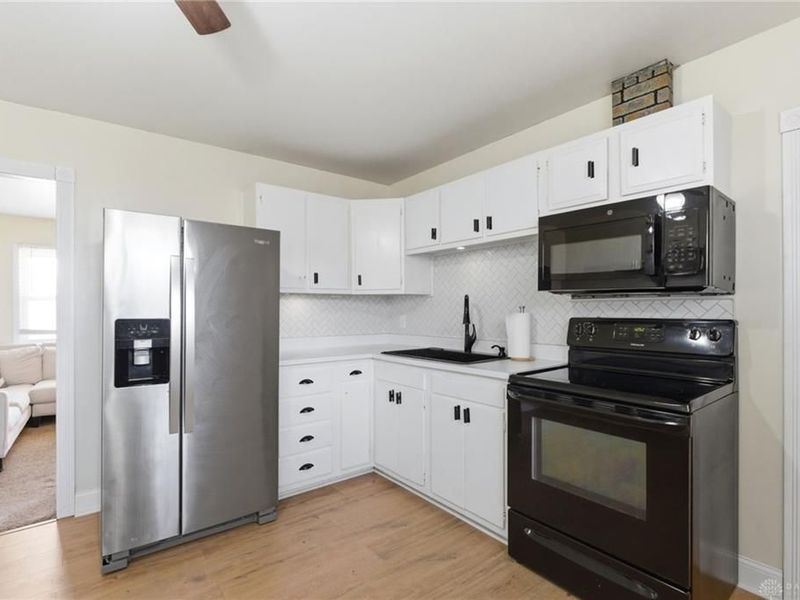 308 Frayne Drive, New Carlisle, OH 45344 Photo 10