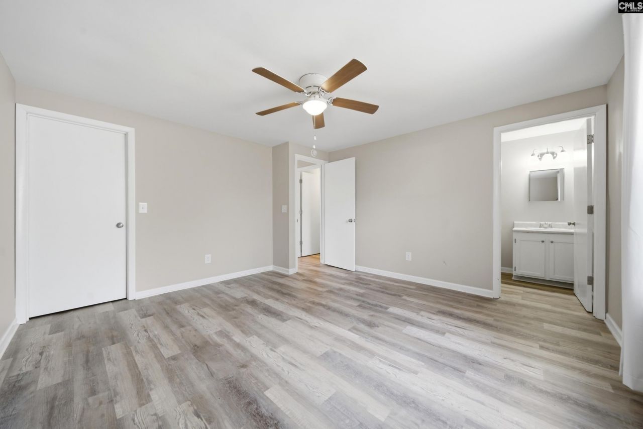 305 Halling Drive  Photo 23