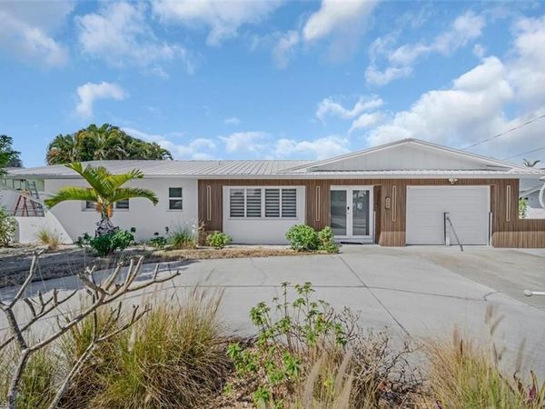 4625 Forest Glen DR, NORTH FORT MYERS, FL 33903