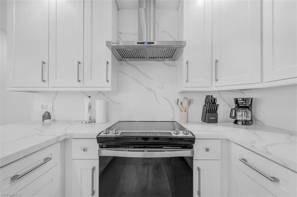 4625 Forest Glen Dr, North Fort Myers, FL 33903 Photo