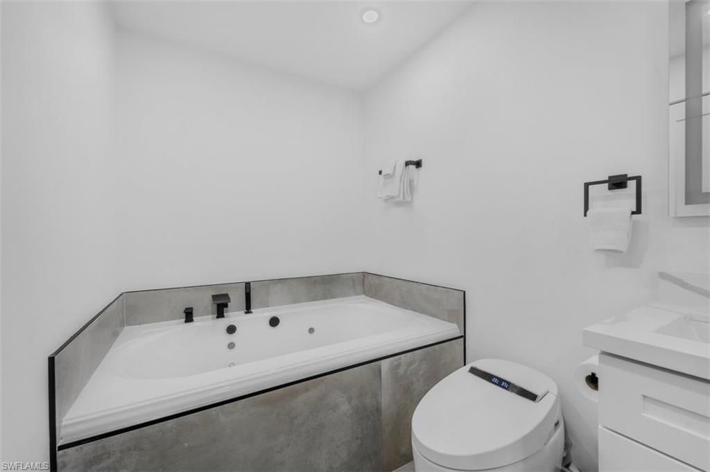 4625 Forest Glen Dr, North Fort Myers, FL 33903 Photo