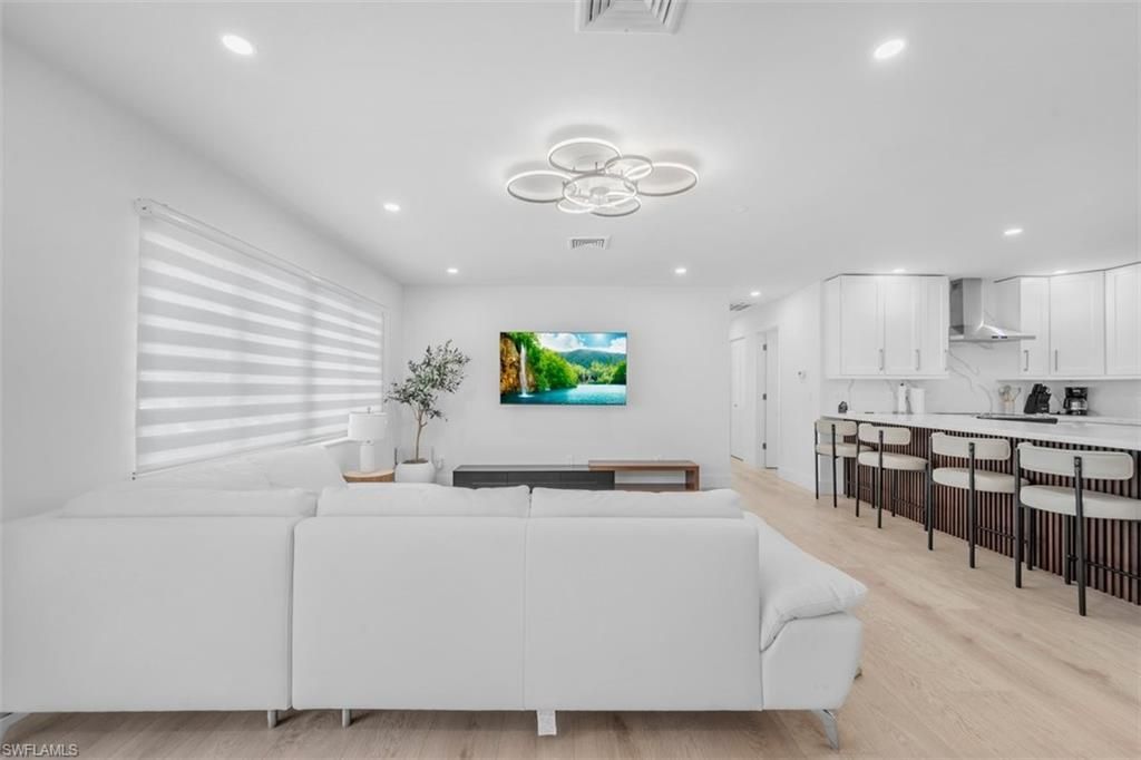 4625 Forest Glen Dr, North Fort Myers, FL 33903 Photo