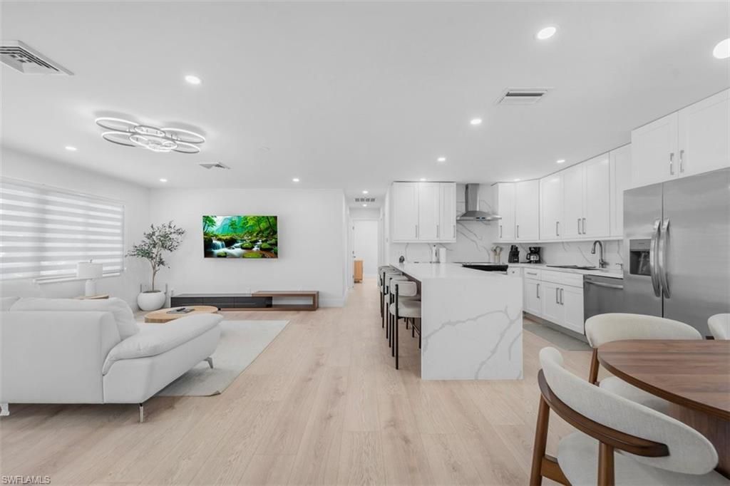 4625 Forest Glen Dr, North Fort Myers, FL 33903 Photo