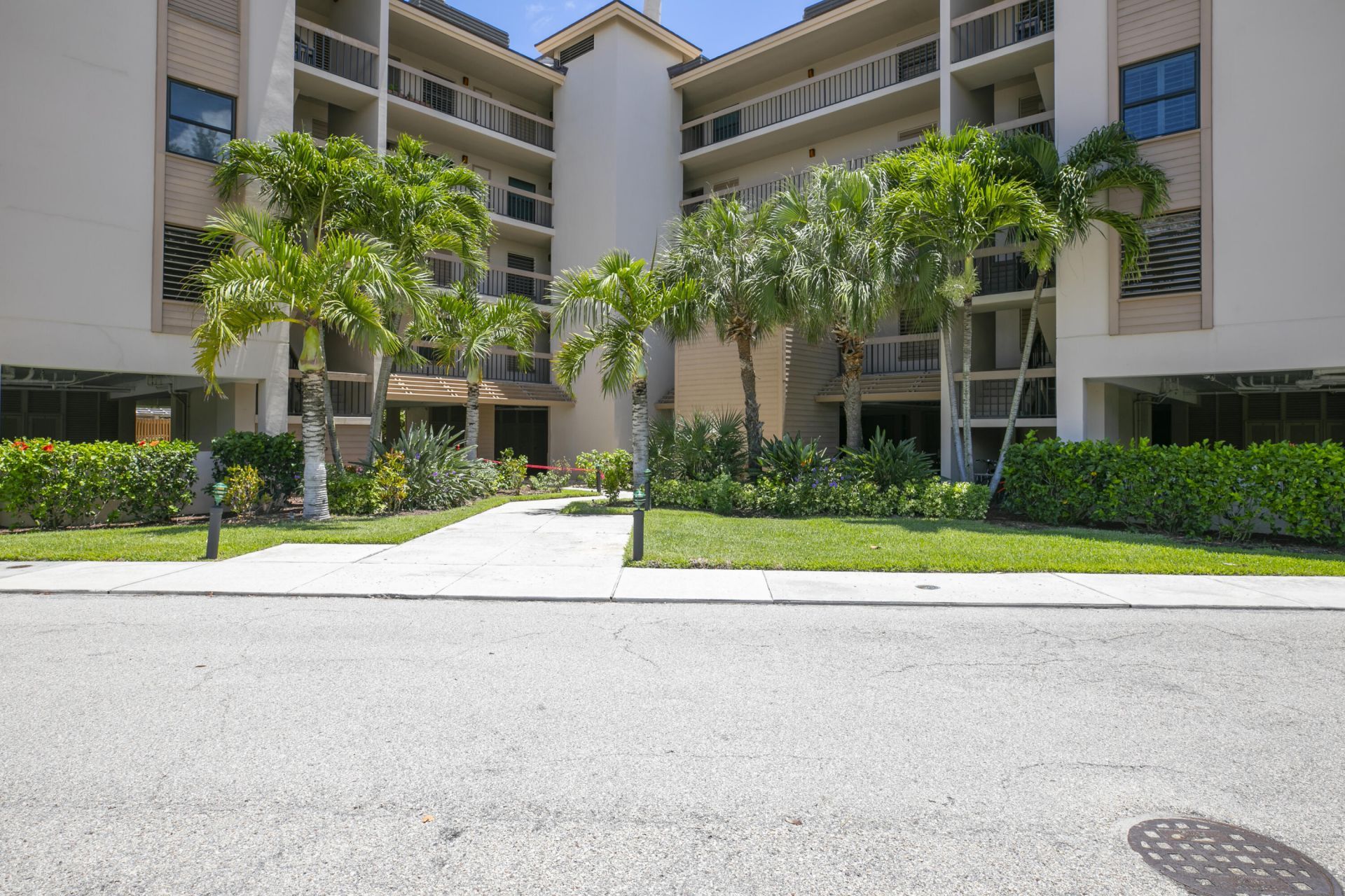 2491 NE Ocean Boulevard, Unit 106, Stuart, FL 34996 Photo