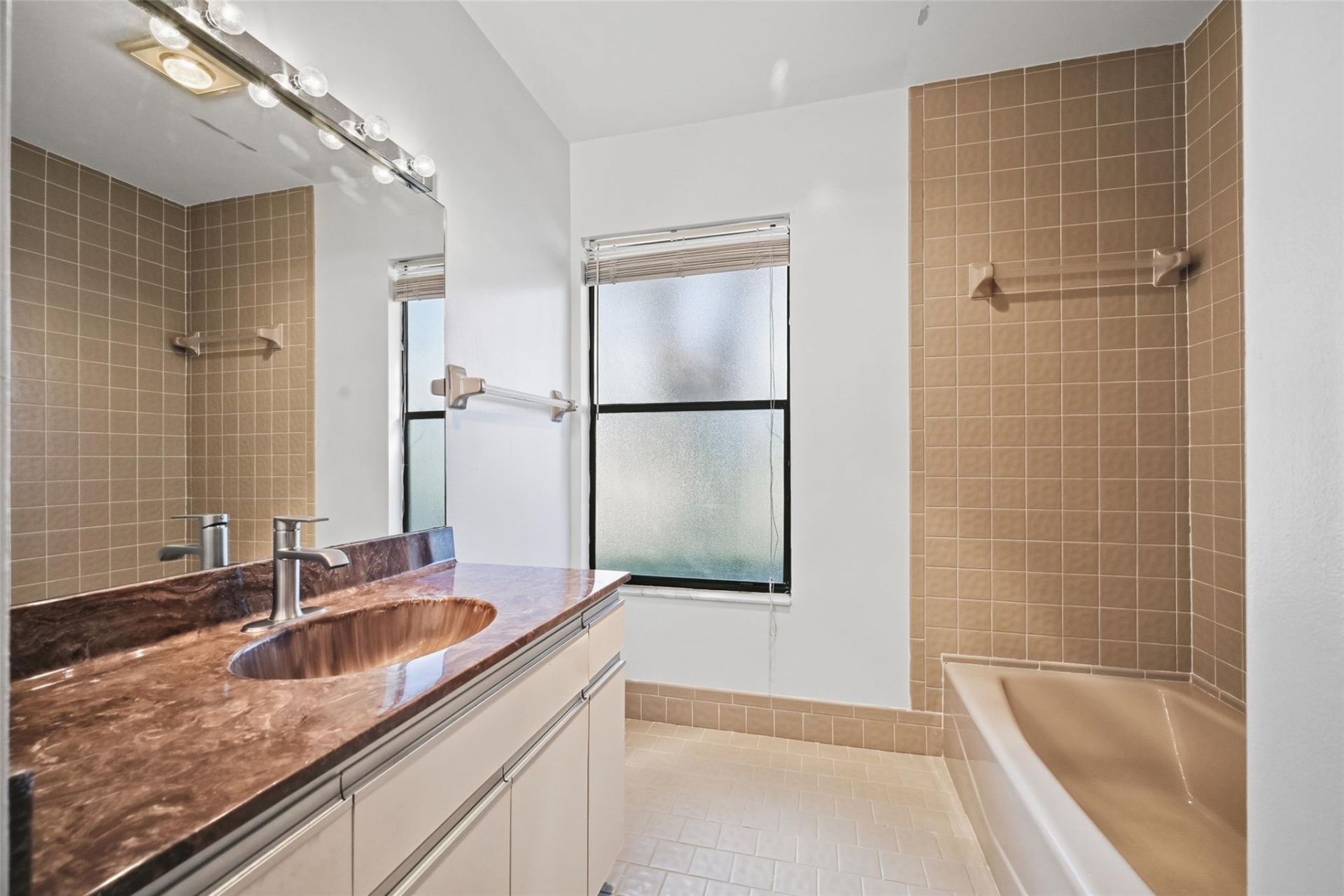 2495 NW 14th St, Delray Beach, FL 33445 Photo