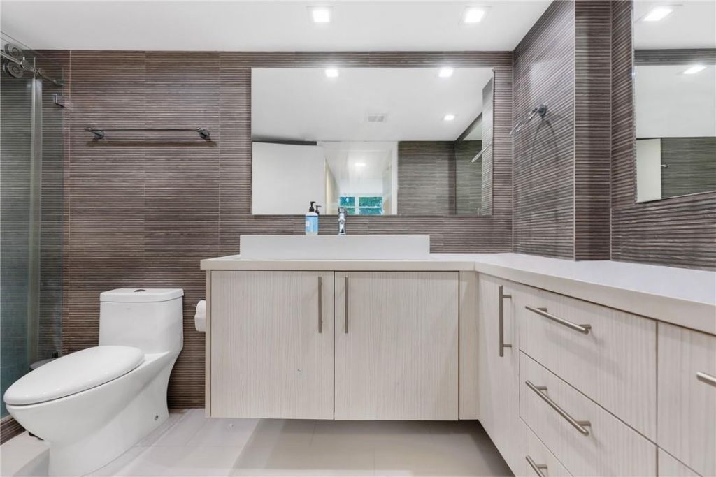 805 Cypress Boulevard, Unit 210, Pompano Beach, FL 33069 Photo