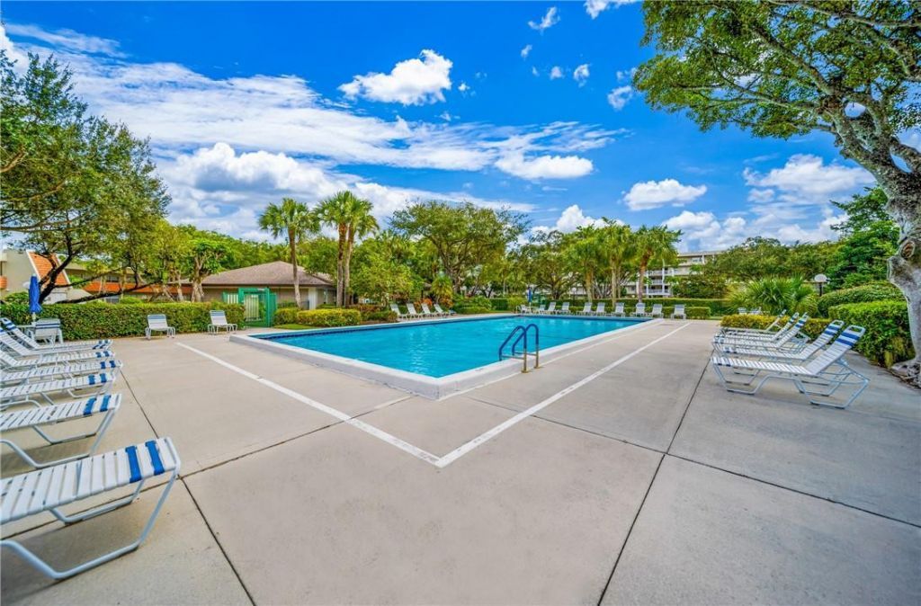 805 Cypress Boulevard, Unit 210, Pompano Beach, FL 33069 Photo