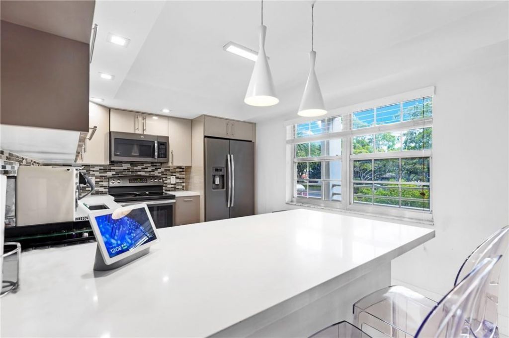 805 Cypress Boulevard, Unit 210, Pompano Beach, FL 33069 Photo