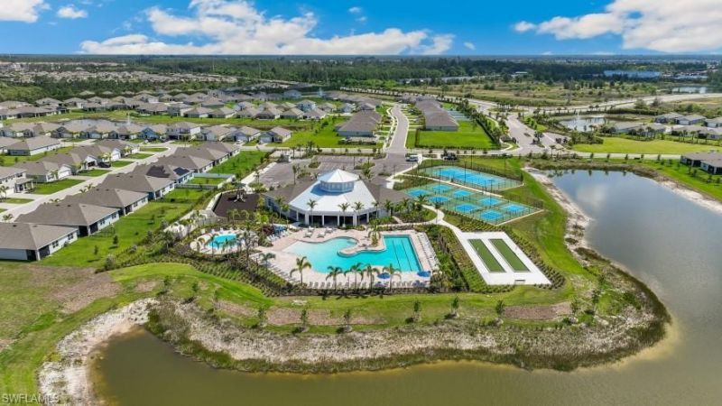 16885 Elkhorn Coral Dr, Cape Coral, FL 33993 Photo