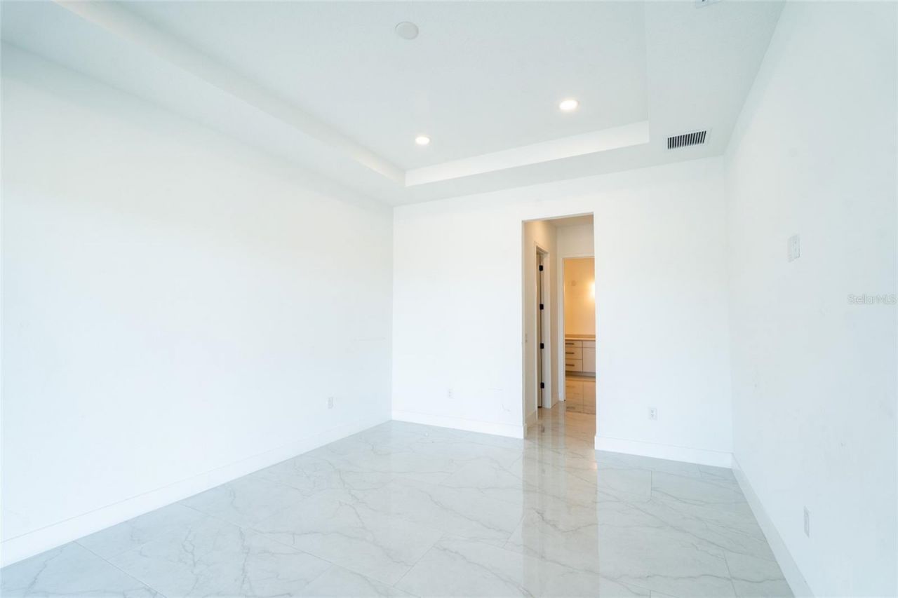 659 Maldives Trail, Sarasota, FL 34234 Photo