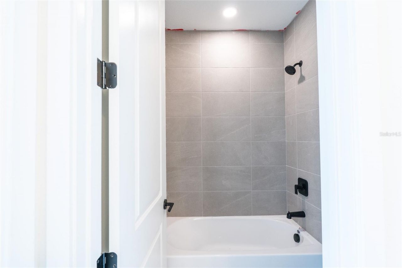 659 Maldives Trail, Sarasota, FL 34234 Photo