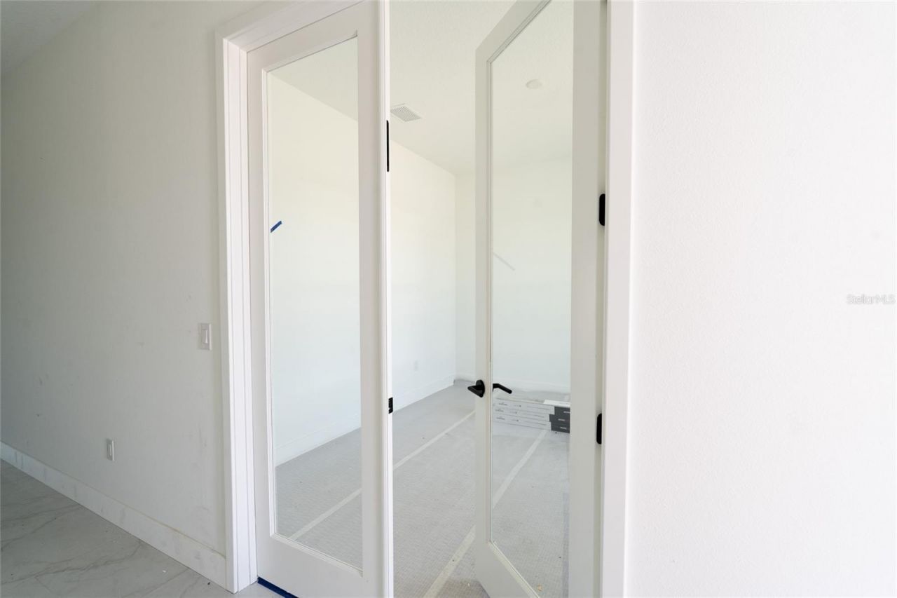 659 Maldives Trail, Sarasota, FL 34234 Photo