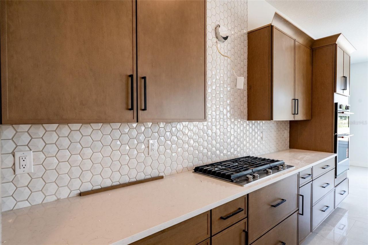 659 Maldives Trail, Sarasota, FL 34234 Photo