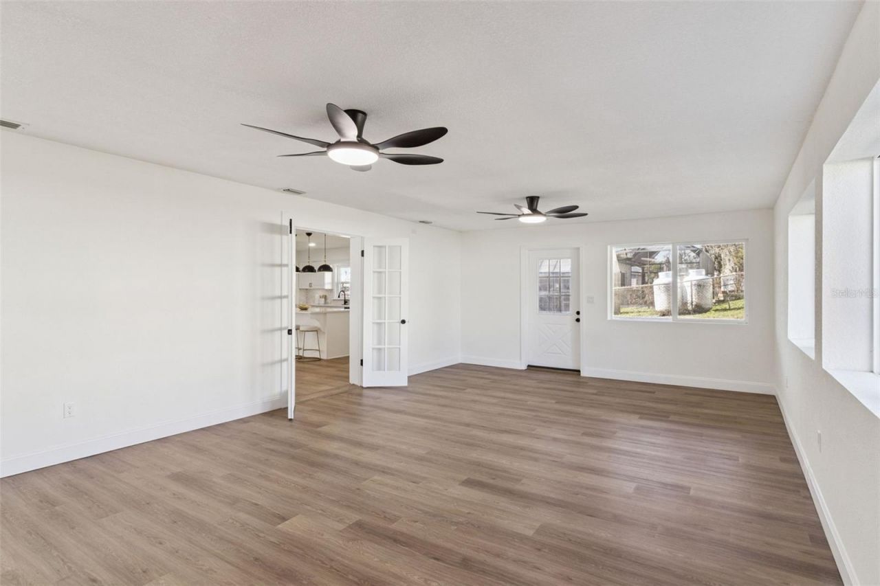 1106 Lake Ariana Boulevard, Auburndale, FL 33823 Photo