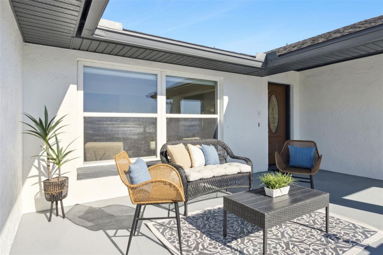 1106 Lake Ariana Boulevard, Auburndale, FL 33823 Photo