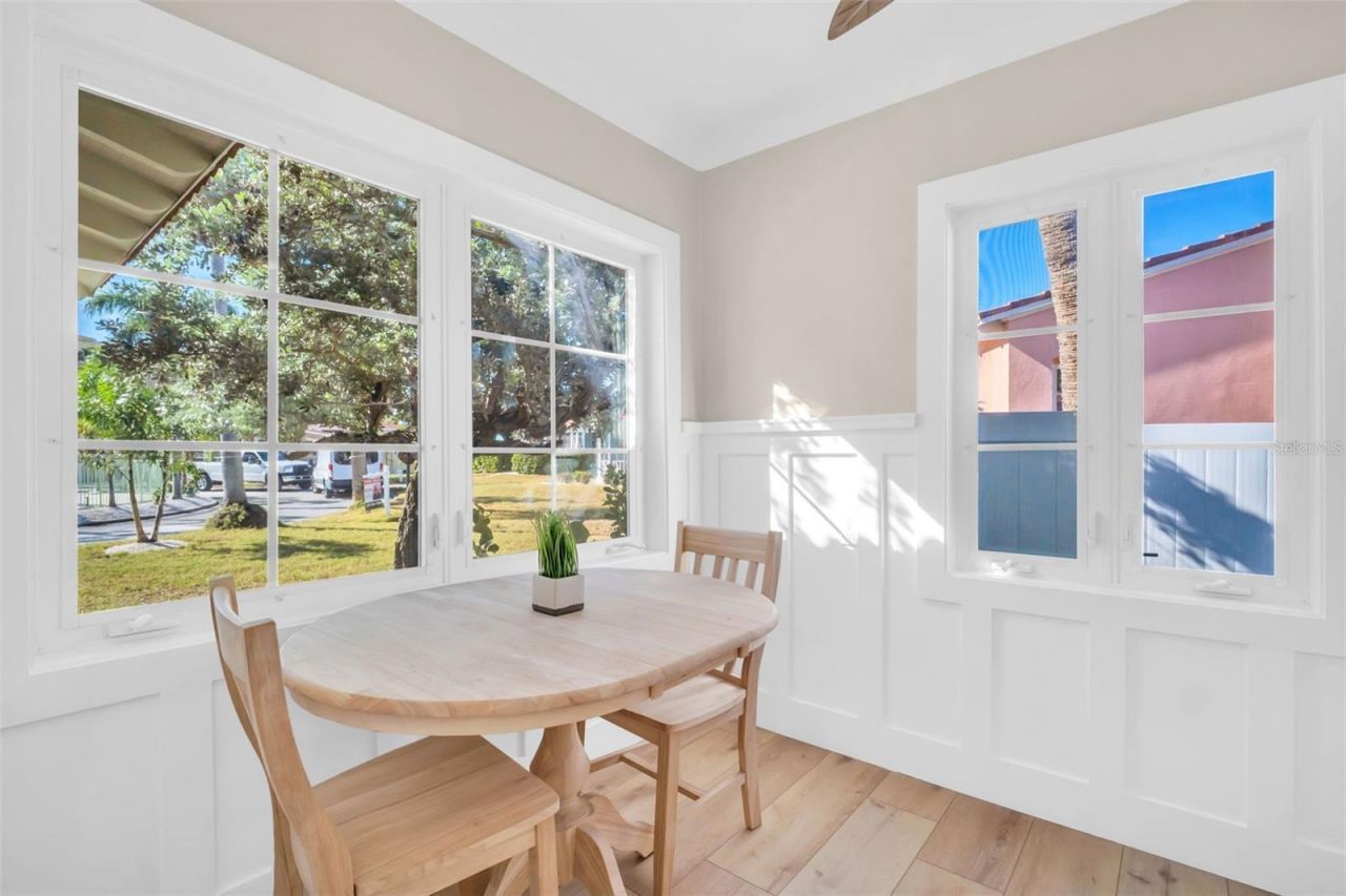 16613 Gulf Boulevard, North Redington Beach, FL 33708 Photo