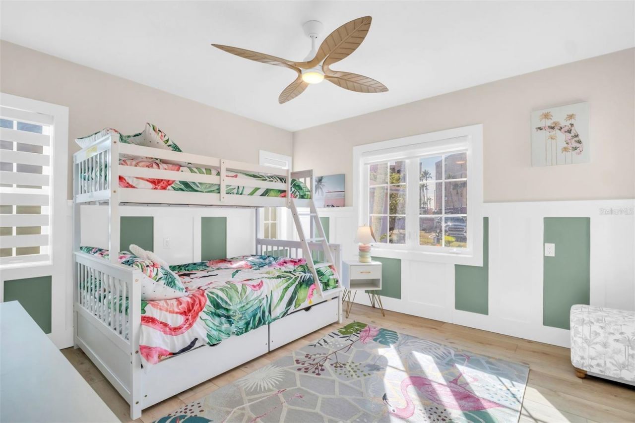16613 Gulf Boulevard, North Redington Beach, FL 33708 Photo