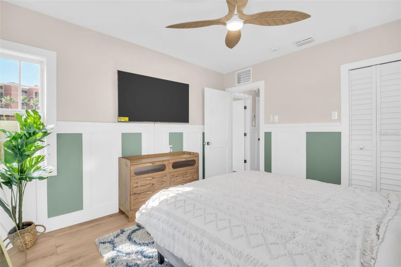 16613 Gulf Boulevard, North Redington Beach, FL 33708 Photo