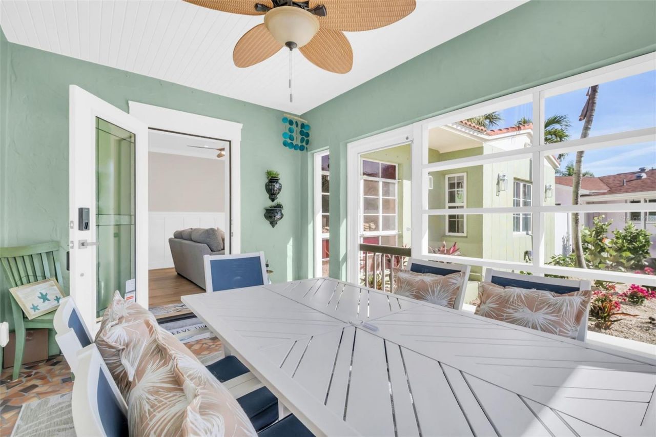 16613 Gulf Boulevard, North Redington Beach, FL 33708 Photo