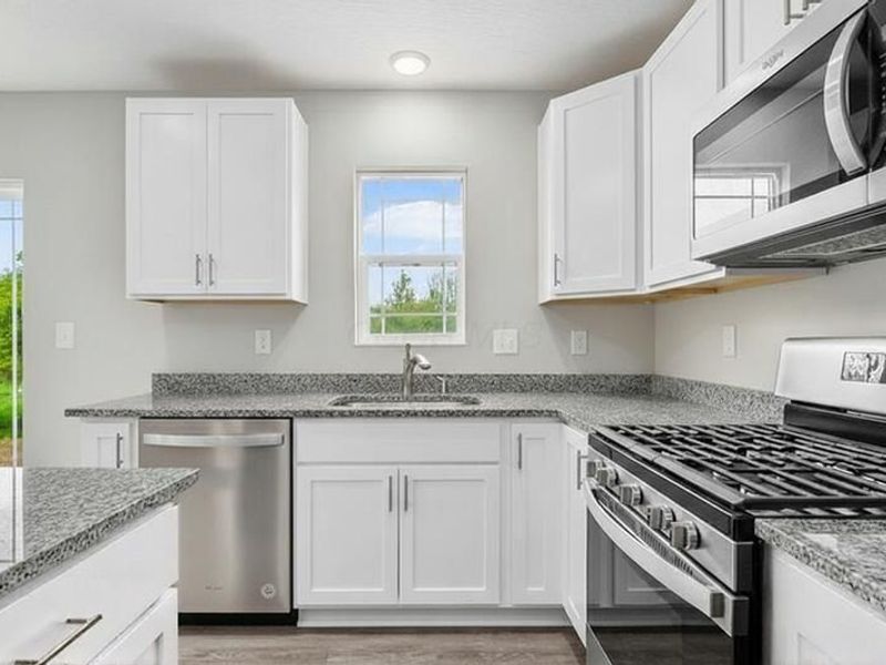 908 Eastern Avenue, Bellefontaine, OH 43311 Photo 5