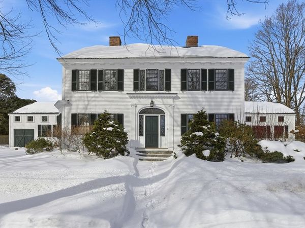 62 Main Street, Westford, MA 01886