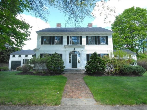62 Main Street, Westford, MA 01886