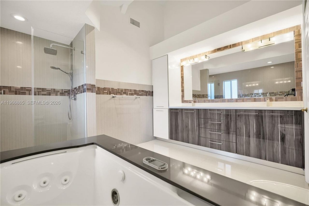 21800 SW 97th Ct, Cutler Bay, FL 33190 Photo