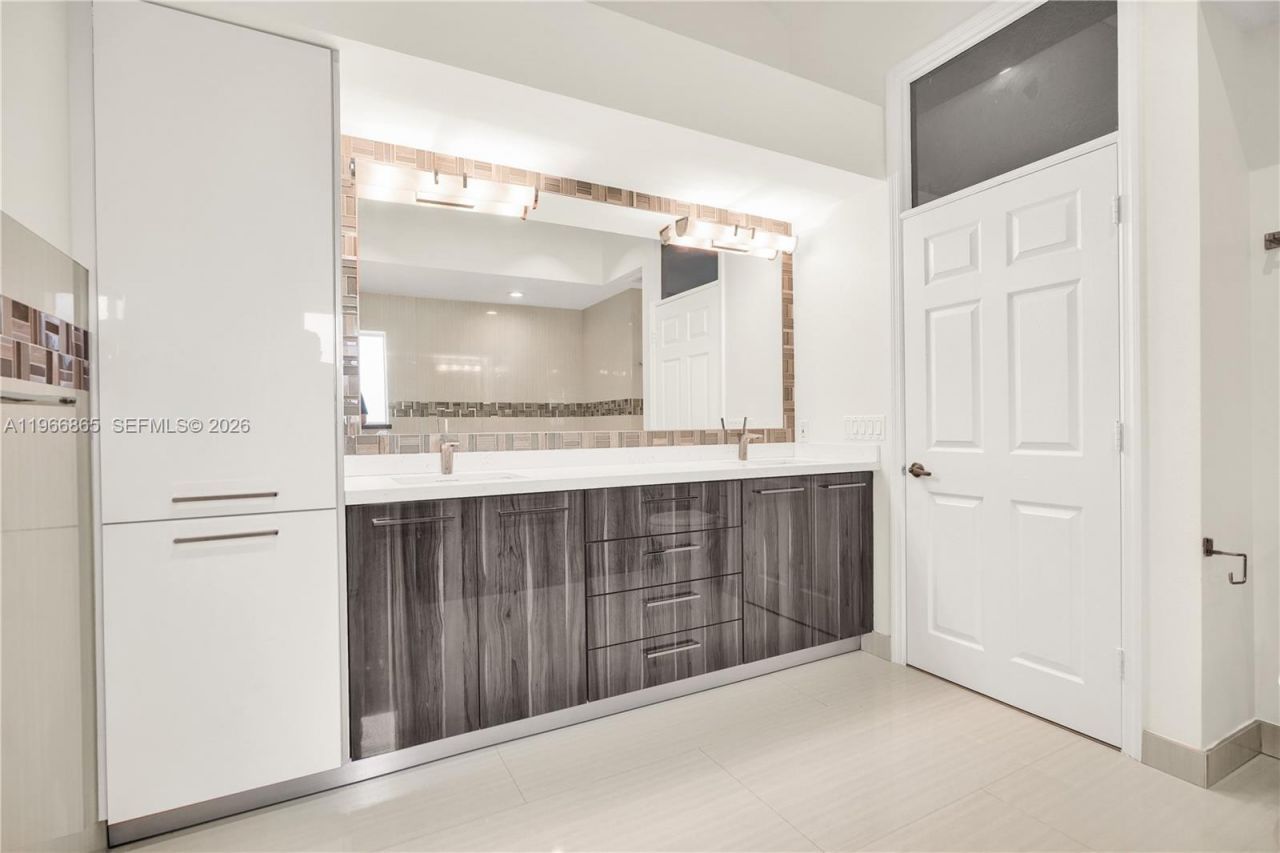 21800 SW 97th Ct, Cutler Bay, FL 33190 Photo