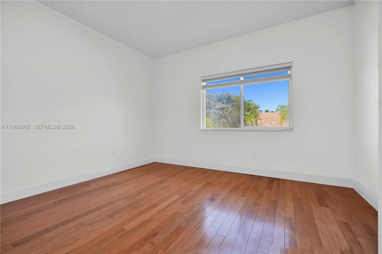 21800 SW 97th Ct, Cutler Bay, FL 33190 Photo