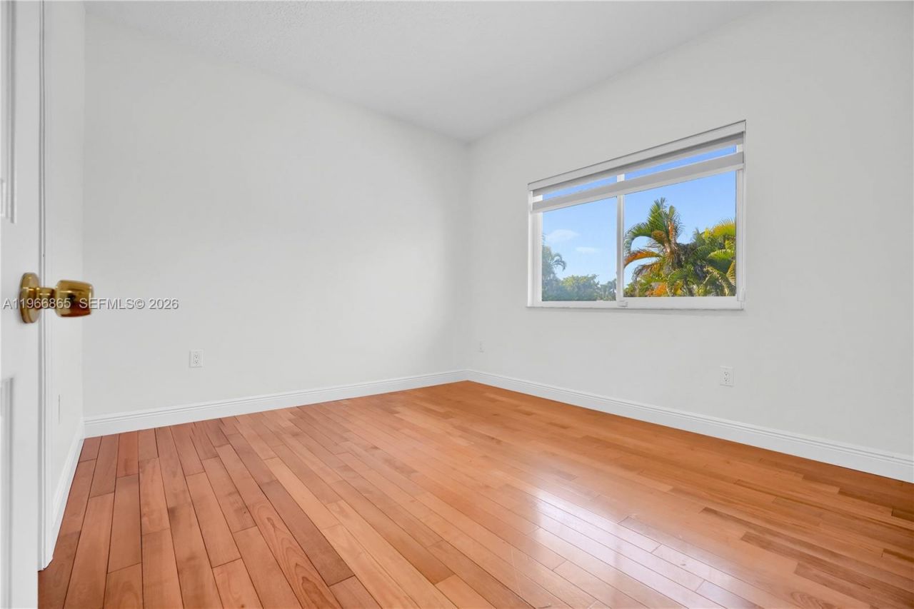 21800 SW 97th Ct, Cutler Bay, FL 33190 Photo