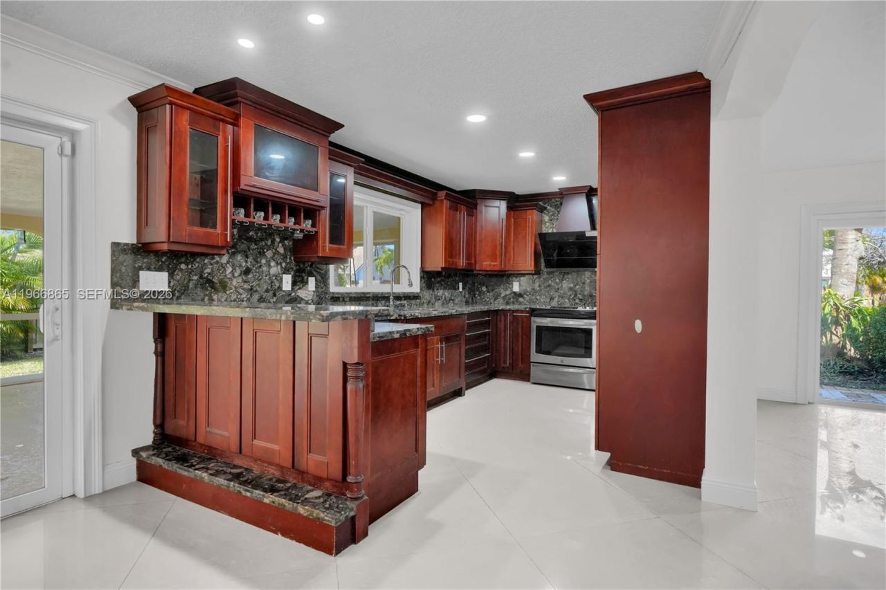 21800 SW 97th Ct, Cutler Bay, FL 33190 Photo