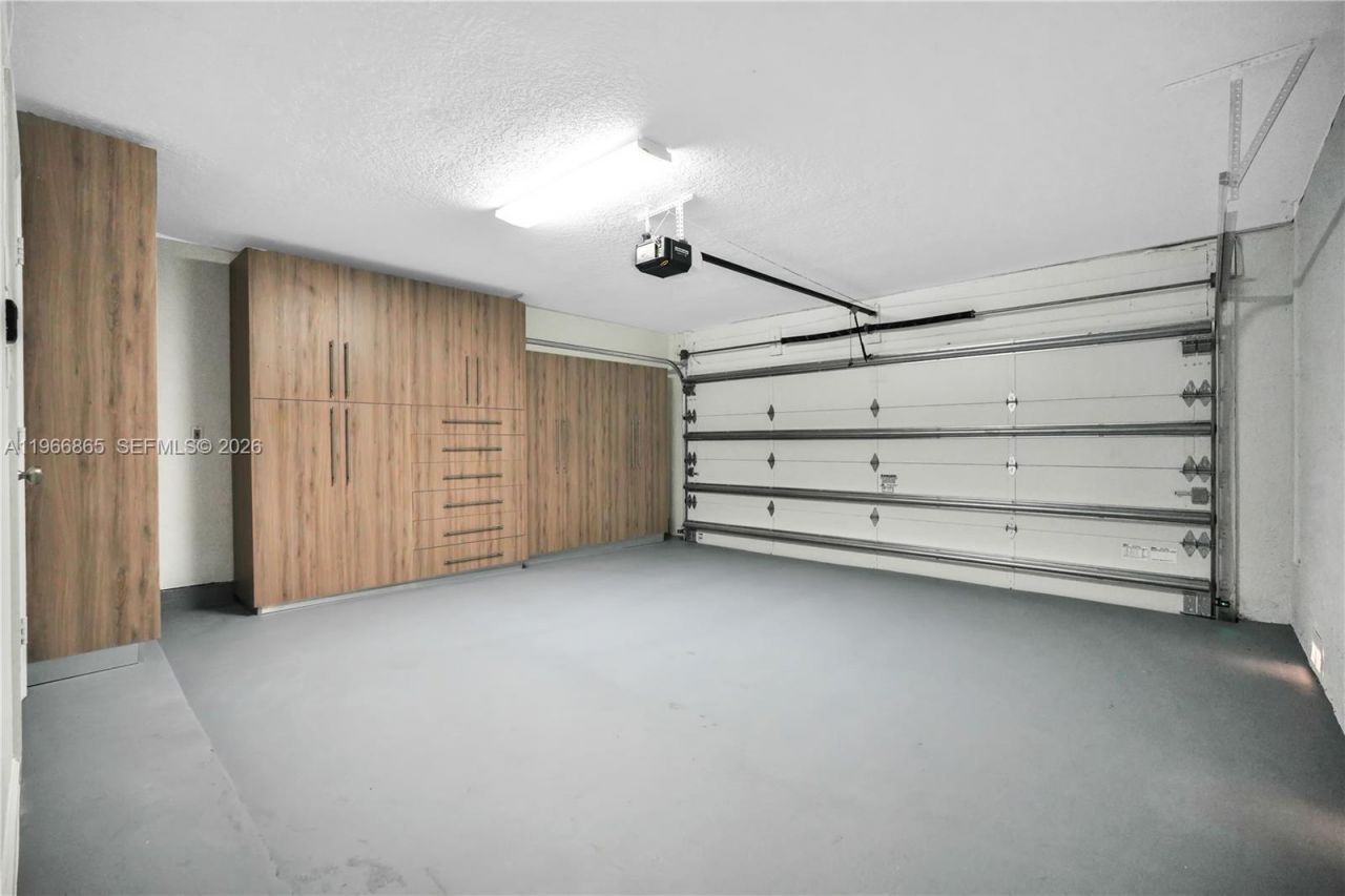 21800 SW 97th Ct, Cutler Bay, FL 33190 Photo