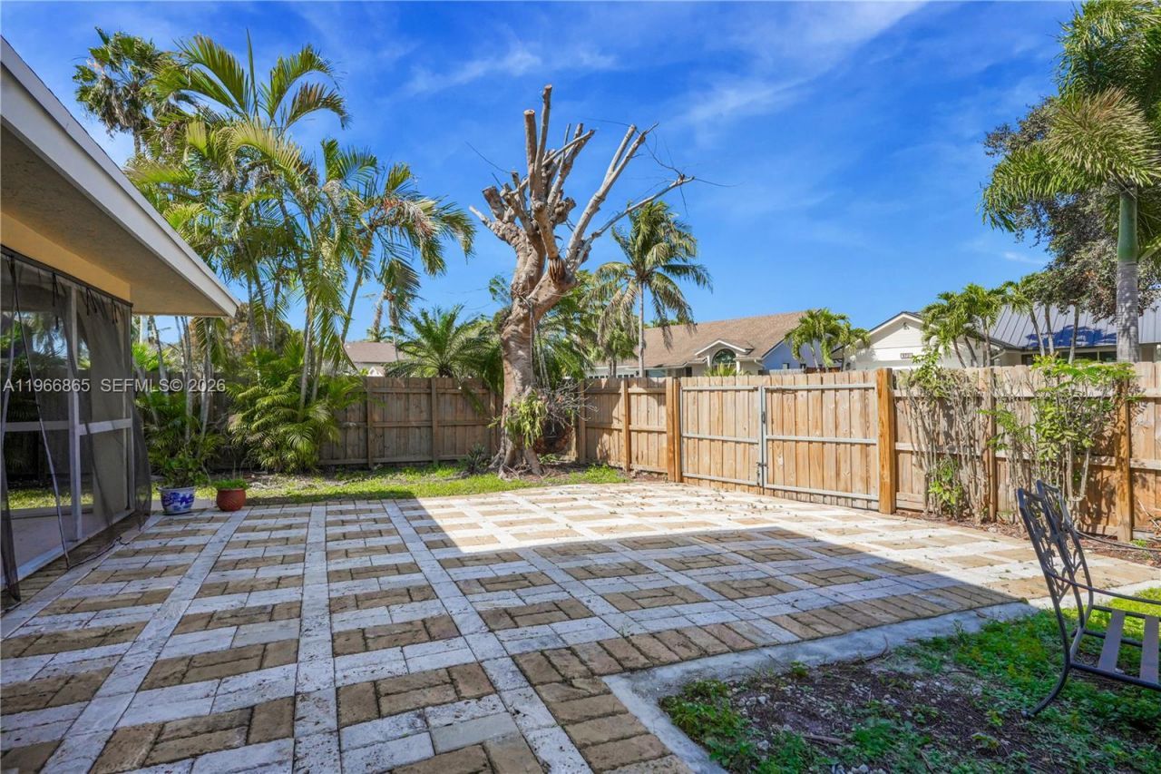 21800 SW 97th Ct, Cutler Bay, FL 33190 Photo