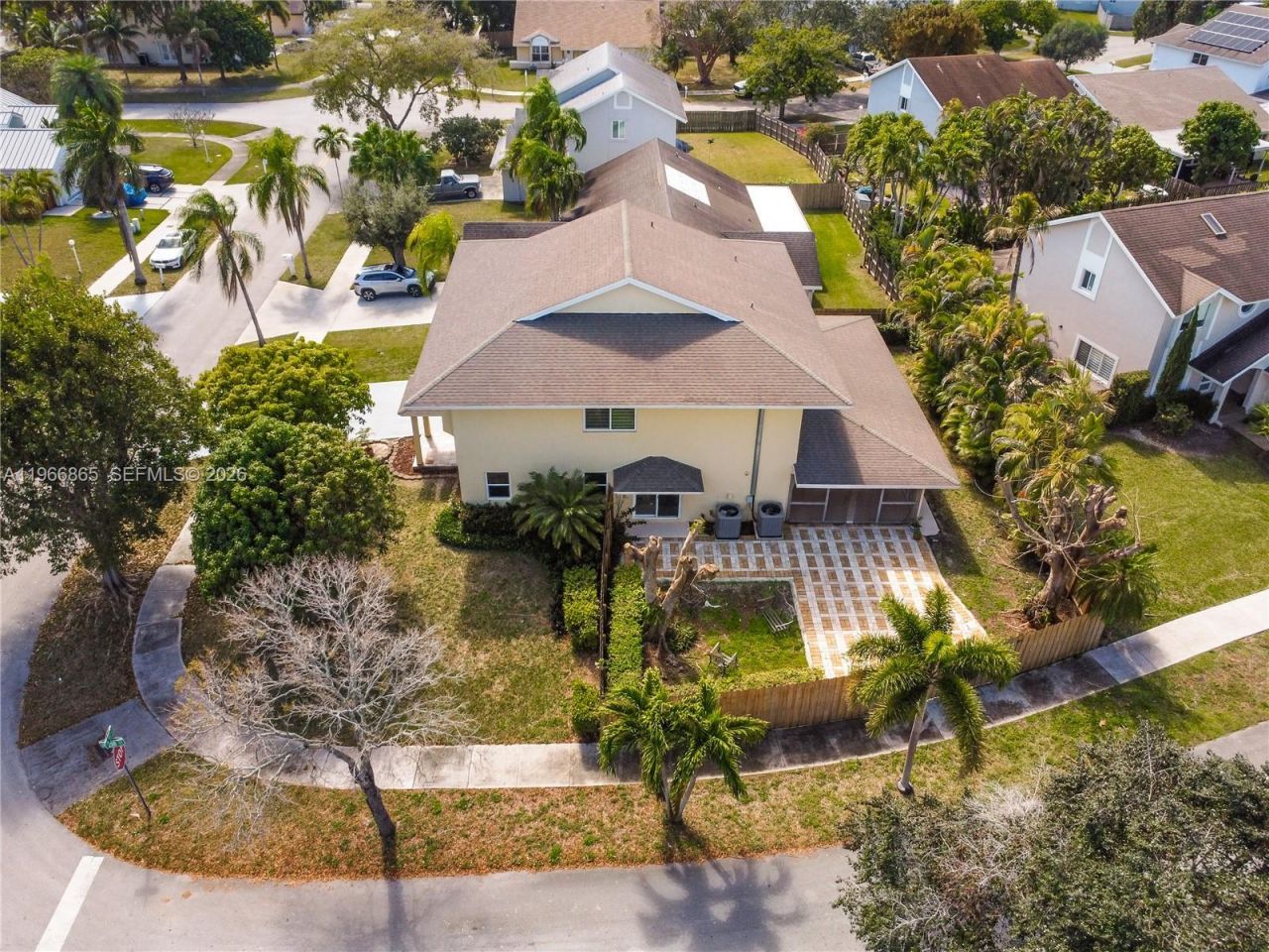 21800 SW 97th Ct, Cutler Bay, FL 33190 Photo