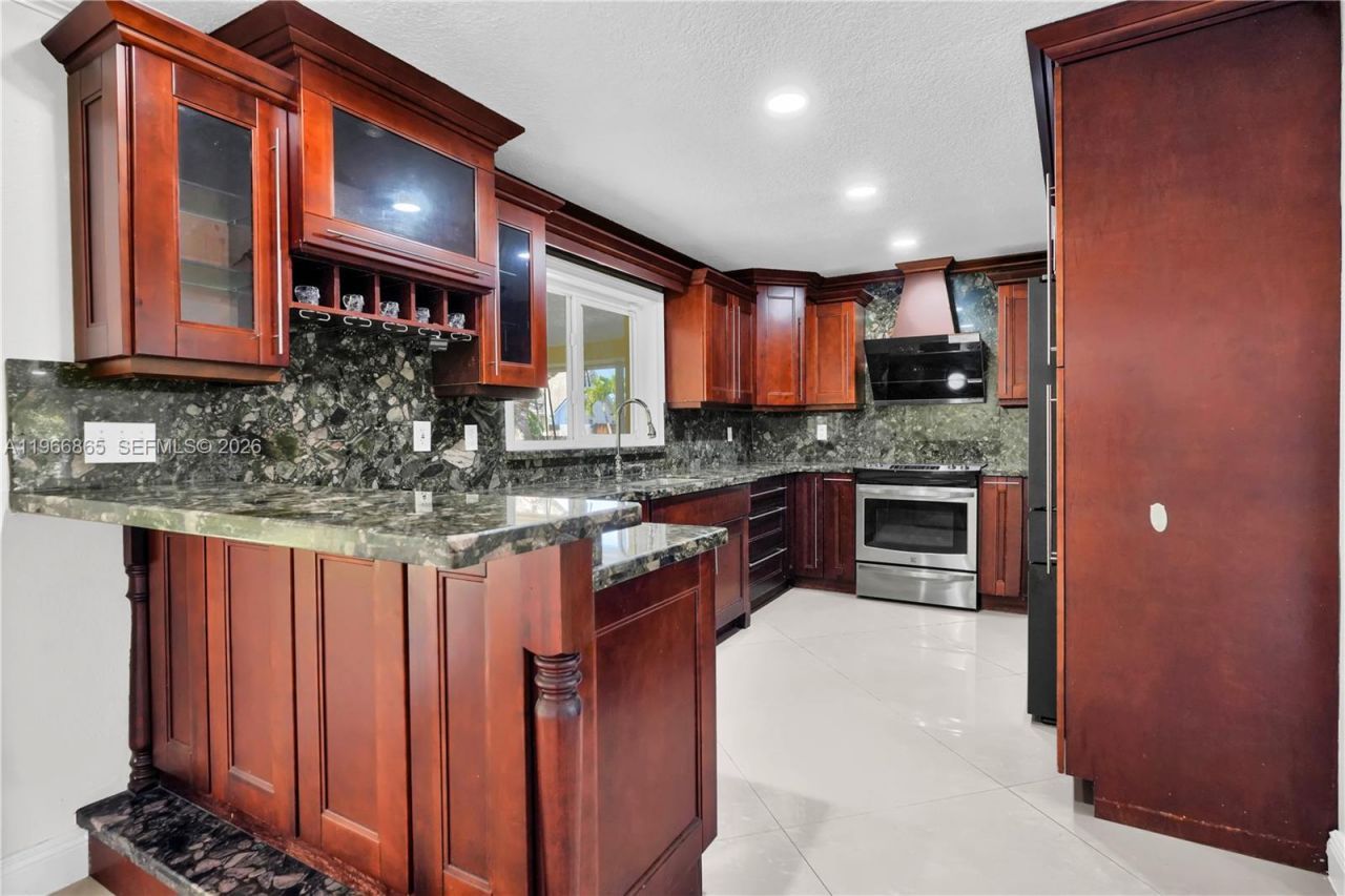 21800 SW 97th Ct, Cutler Bay, FL 33190 Photo