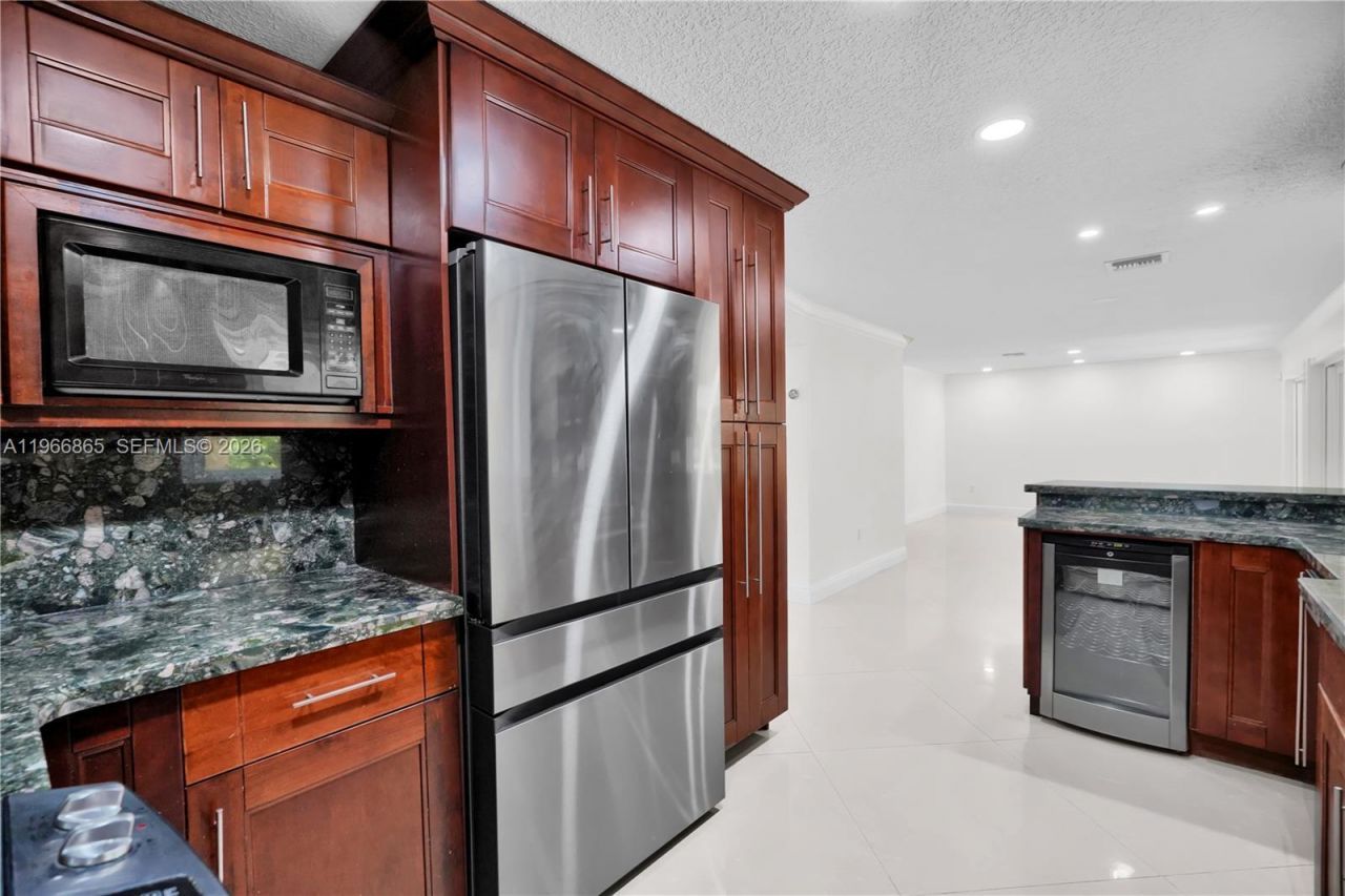 21800 SW 97th Ct, Cutler Bay, FL 33190 Photo