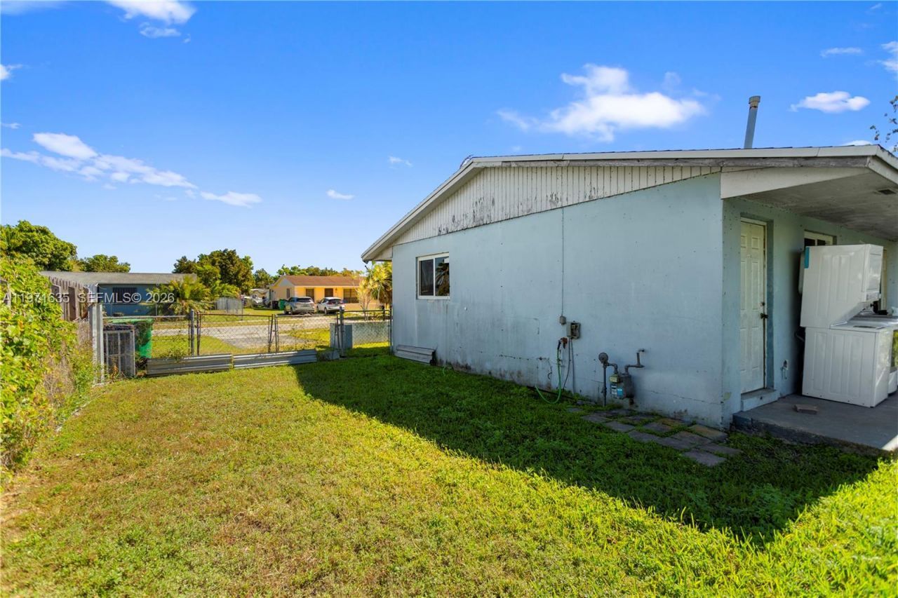 14264 SW 109th Ct, Miami, FL 33176 Photo