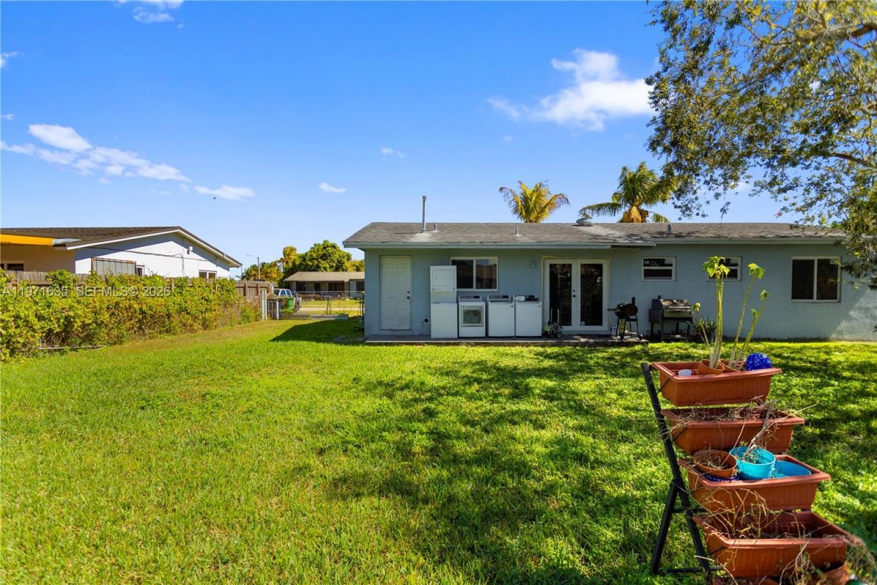 14264 SW 109th Ct, Miami, FL 33176 Photo