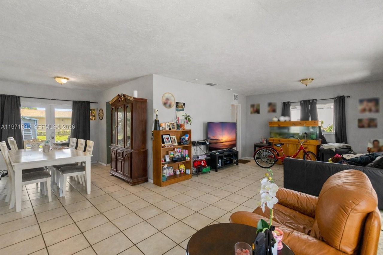 14264 SW 109th Ct, Miami, FL 33176 Photo