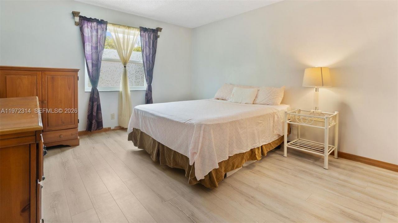 8605 W Sample Rd, Unit 202, Coral Springs, FL 33065 Photo