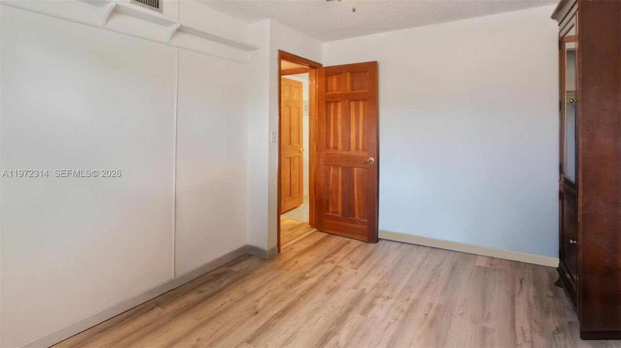 8605 W Sample Rd, Unit 202, Coral Springs, FL 33065 Photo