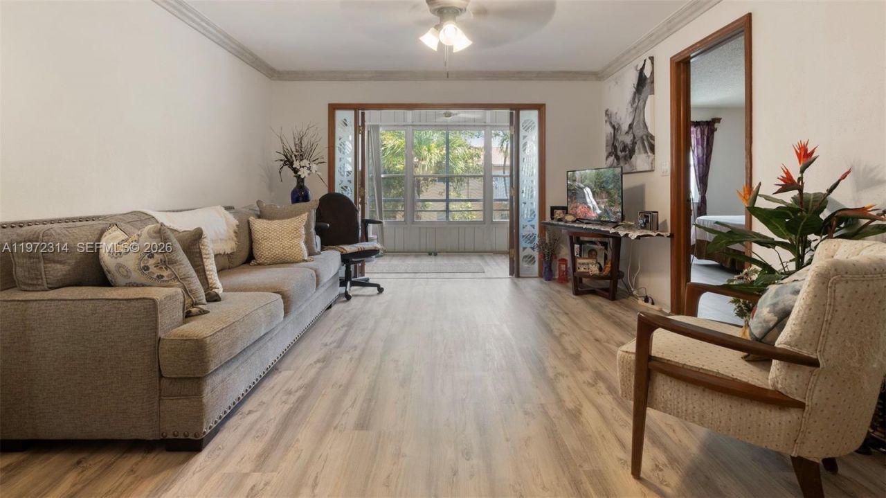 8605 W Sample Rd, Unit 202, Coral Springs, FL 33065 Photo