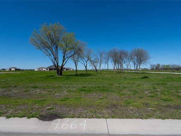 4664 Allison Avenue , Caddo Mills, TX 75135