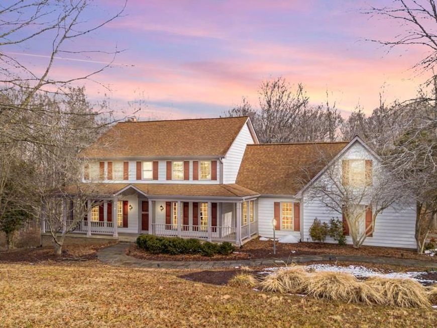 22109 Creekview Drive, Gaithersburg, MD 20882 Main Photo