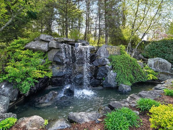 107 Winding Ridge Road, Unit 107, White Plains, NY 10603