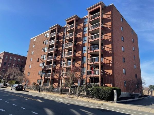 60 Rantoul Street, Unit 604N, Beverly, MA 01915
