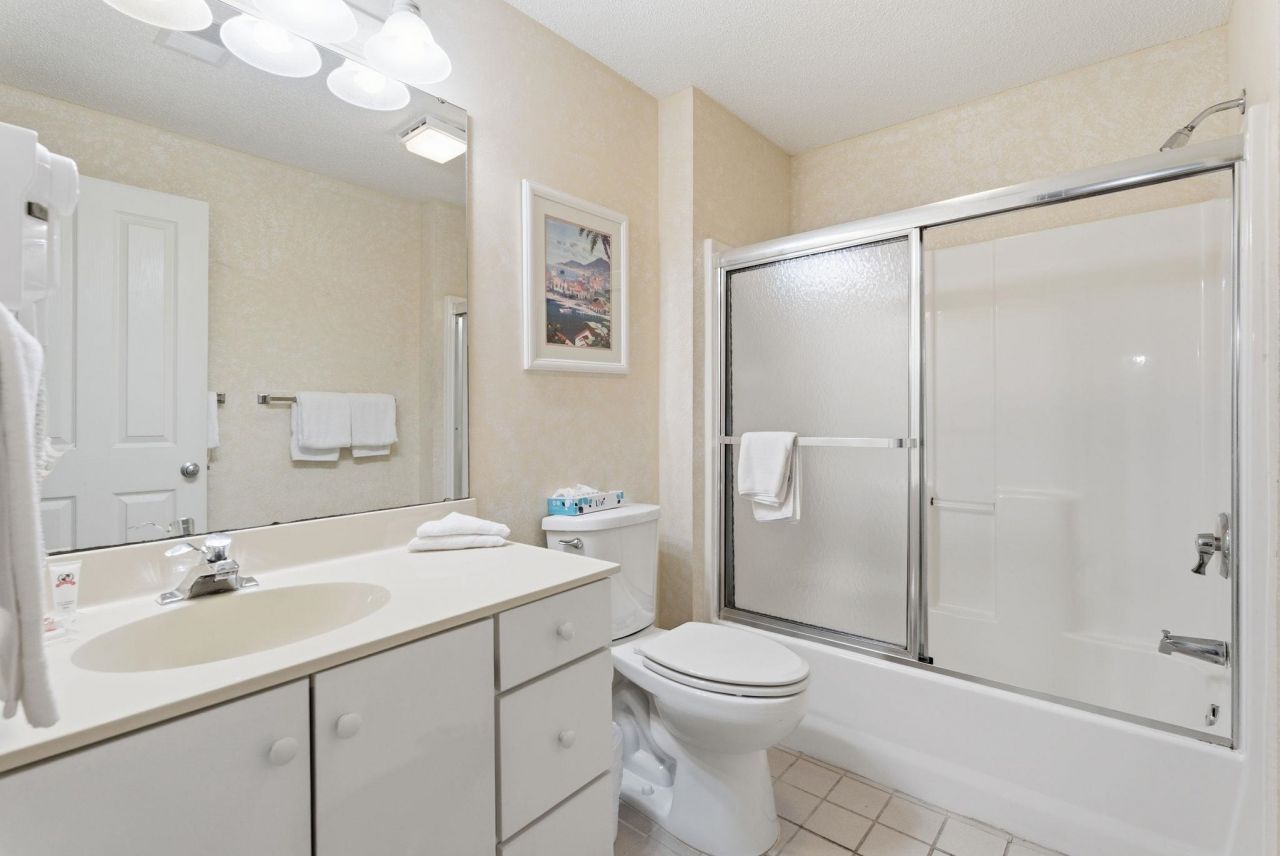 4586 Girvan Dr.  Photo 29