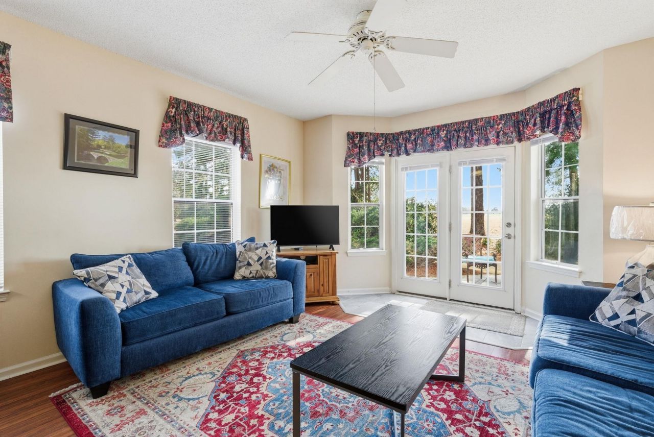 4586 Girvan Dr.  Photo 30