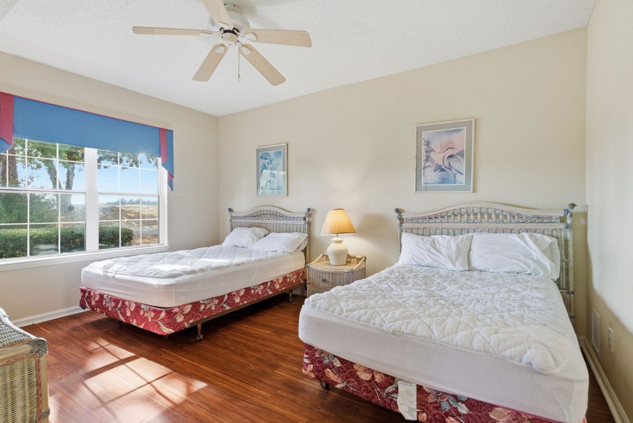 4586 Girvan Dr.  Photo 35