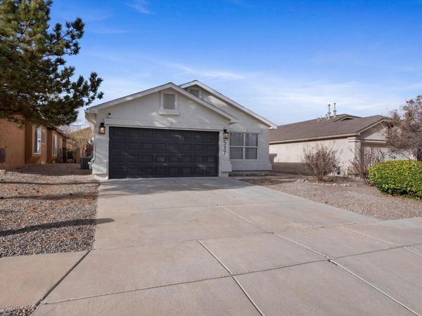537 Soothing Meadows Drive NE, Rio Rancho, NM 87144